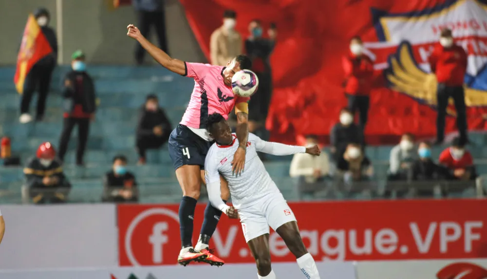 Hải Phòng và Hà Tĩnh rất khát một chiến thắng để có thể hoàn thành mục tiêu cho riêng mình. ẢNH: XUÂN THỦY