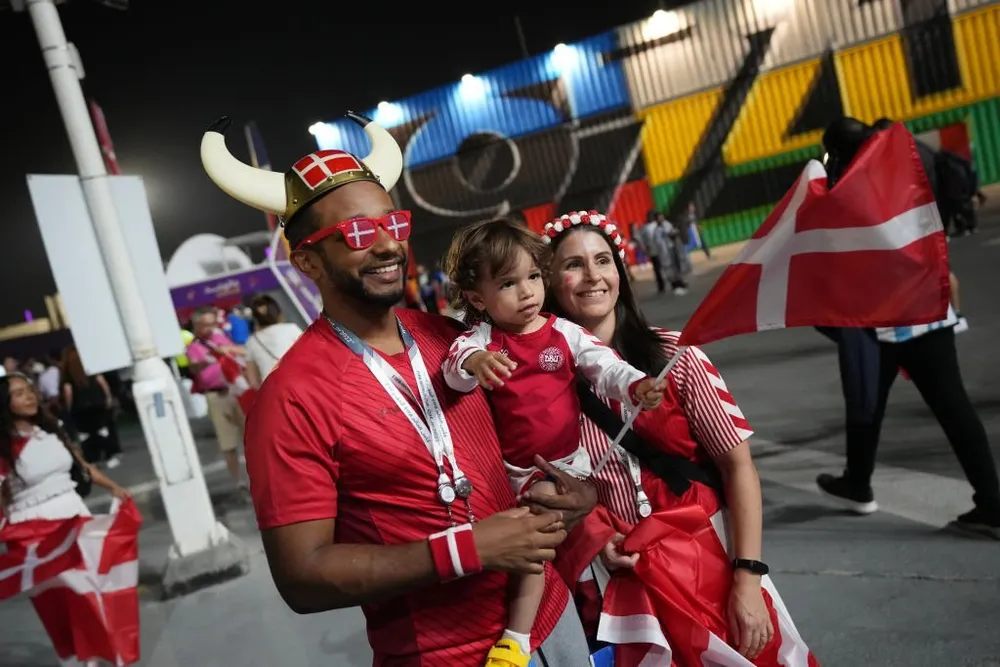 Sân vận động “bốc hơi” sau vòng 1/8 World Cup 2022 ảnh 2