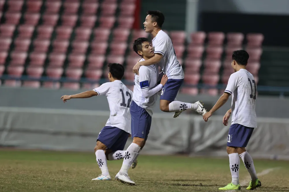 Bóng đá nam Đại hội Thể thao toàn quốc: Nghệ An đoạt huy chương vàng, TPHCM giành đồng ảnh 1