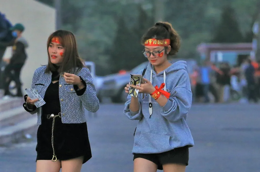 Những CĐV xinh đẹp của đội tuyển Việt Nam