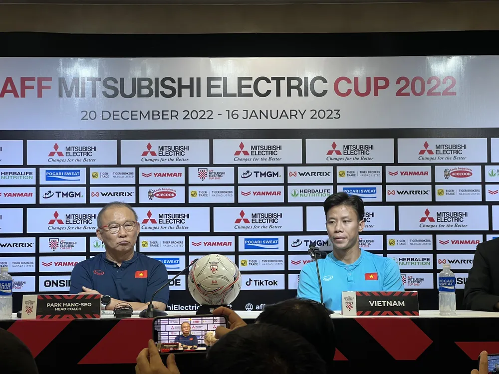 Toàn cảnh buổi họp báo của HLV Park Hang-seo và Quế Ngọc Hải trước trận chung kết lượt về AFF Cup 2022