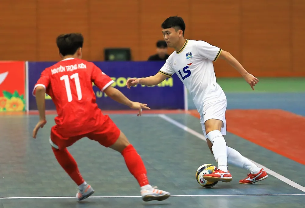 Thái Sơn Bắc 2 lần bị Hà Nội dẫn điểm Thái Sơn Bắc 2 lần bị Hà Nội dẫn điểm