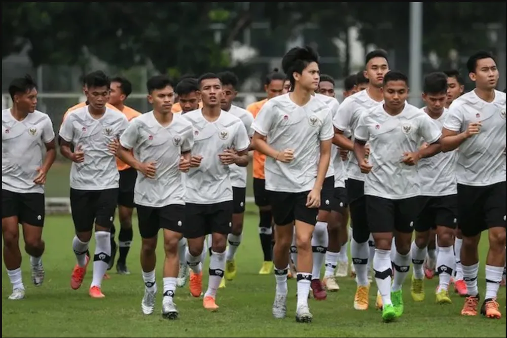 U23 Indonesia đôn 7 cầu thủ ở đội tuyển U20 lên tập luyện chuẩn bị cho SEA Games 32.