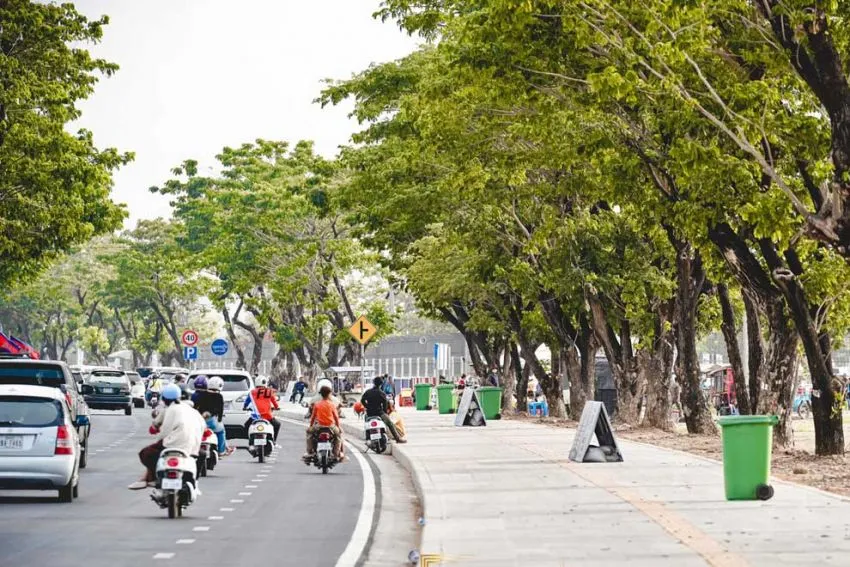 Con đường dẫn vào khu liên hợp thể thao Techo Morodok