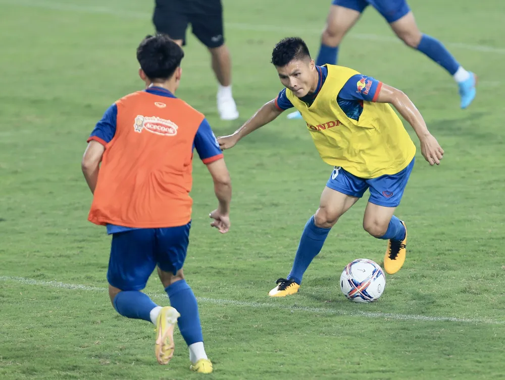 Quang Hải tìm lại phong độ trong thời gian hội quân cùng đội tuyển Việt Nam. ẢNH: MINH HOÀNG