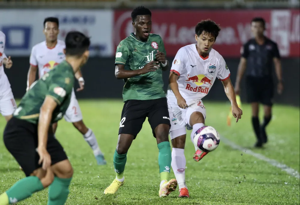 HA.GL quyết tâm đánh bại CLB TPHCM để nắm quyền tự quyết trong cuộc đua vào tốp 8. ẢNH: ANH TRẦN