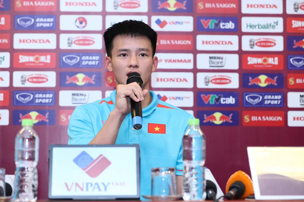 Tiền đạo Nguyễn Thanh Nhàn ghi một bàn thắng vào lưới U23 Đảo Guam. ẢNH: MINH HOÀNG