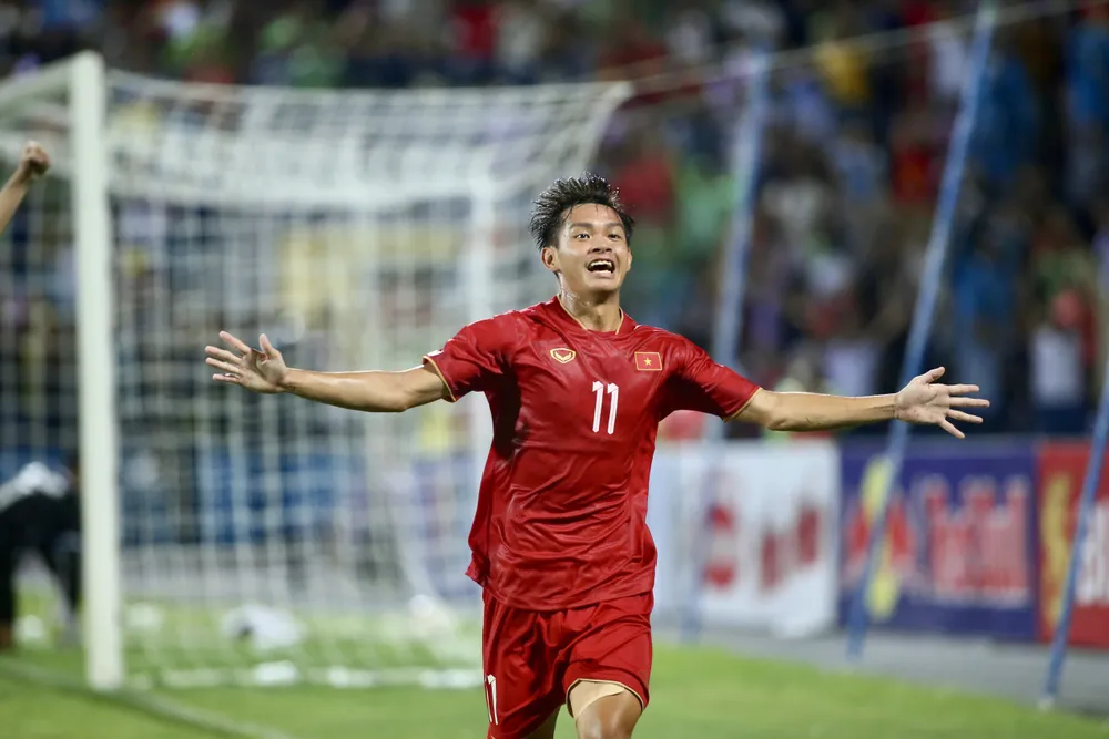 Bùi Vĩ Hào ăn mừng bàn thắng vào lưới U23 Yemen. ẢNH: MINH HOÀNG