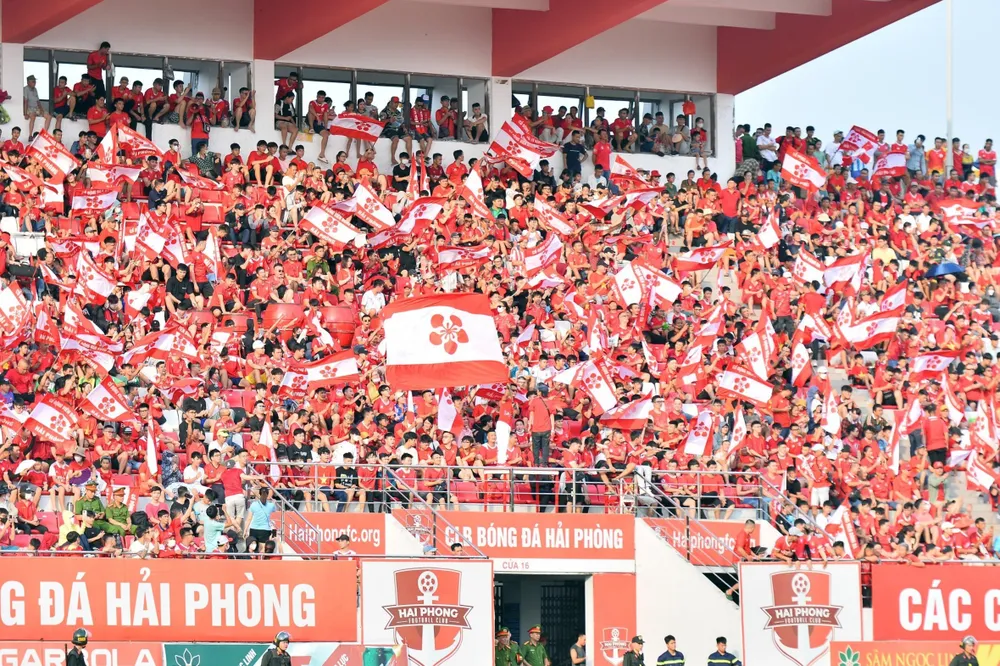 "Chảo lửa" Lạch Tray là điểm tựa cho Hải Phòng trong lần đầu tham dự đấu trường quốc tế.