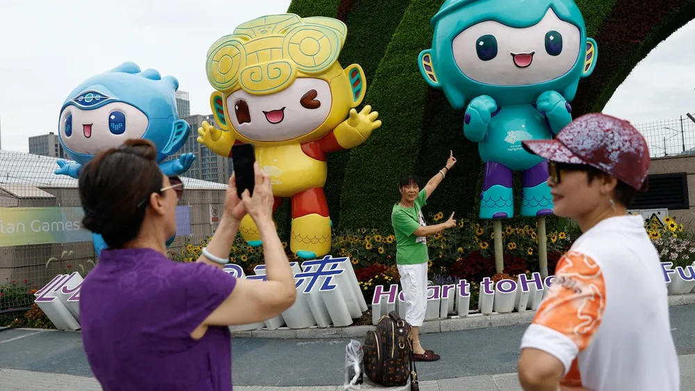 Người dân Trung Quốc háo hức khi quốc gia đăng cai ASIAD 19.