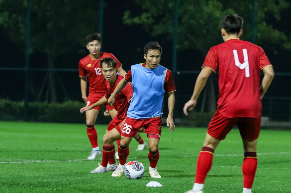 Ở FIFA Days tháng 10, Văn Toàn cùng đồng đội có 3 trận giao hữu với Trung Quốc (ngày 10-10), Uzbekistan (ngày 13-10) và Hàn Quốc (17-10) Ở FIFA Days tháng 10, Văn Toàn cùng đồng đội có 3 trận giao hữu với Trung Quốc (ngày 10-10), Uzbekistan (ngày 13-10) và Hàn Quốc (17-10)