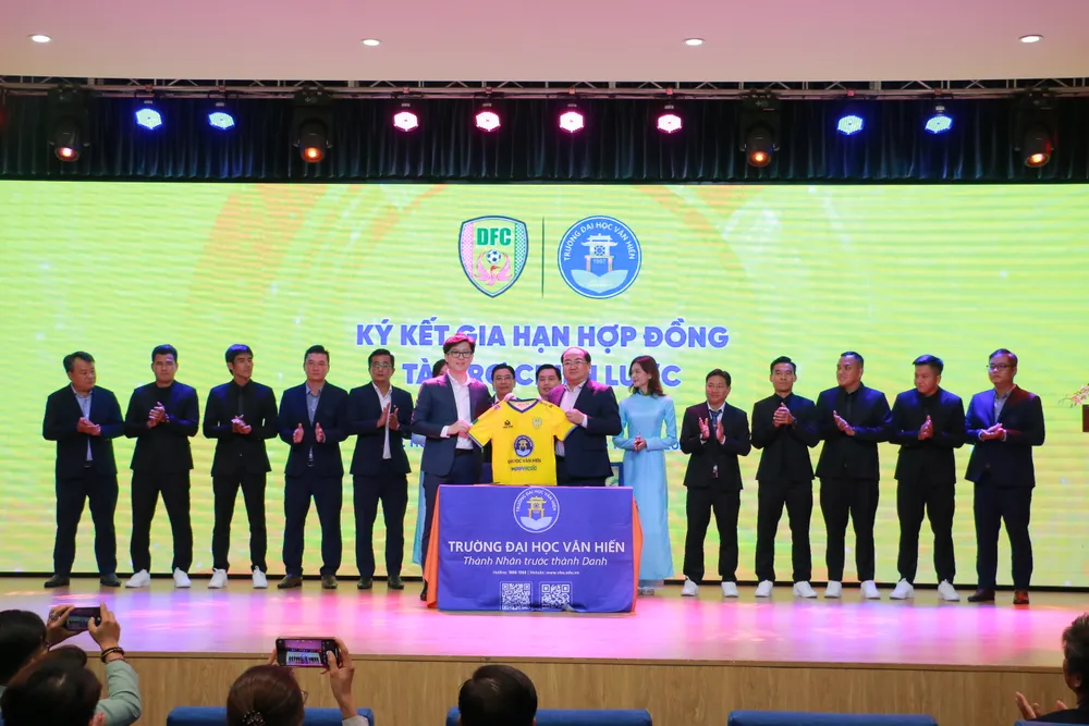 Đồng Tháp ra mắt các nhà tài trợ đồng hành ở mùa giải 2023-24