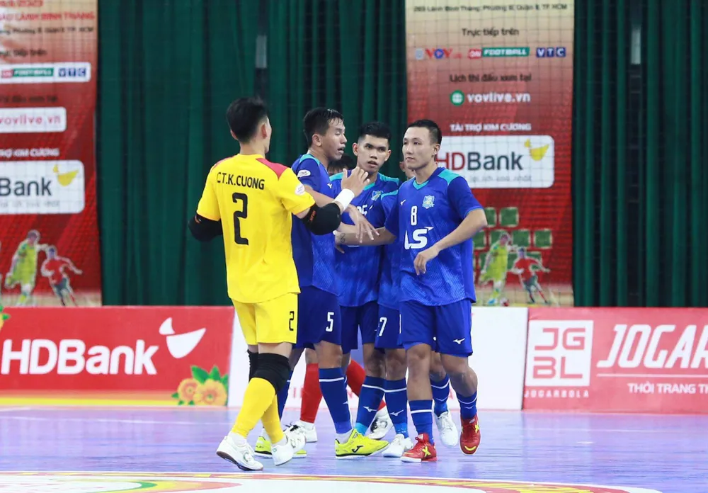 Thái Sơn Nam TPHCM đoạt vé vào bán kết Futsal Cúp quốc gia 2023 với thành tích toàn thắng vòng bảng. 