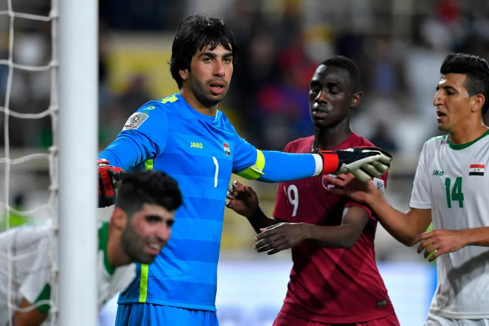 Thủ môn đội trưởng Jalal Hassan của Iraq dành sự tôn trọng đến các đồng nghiệp Việt Nam. 