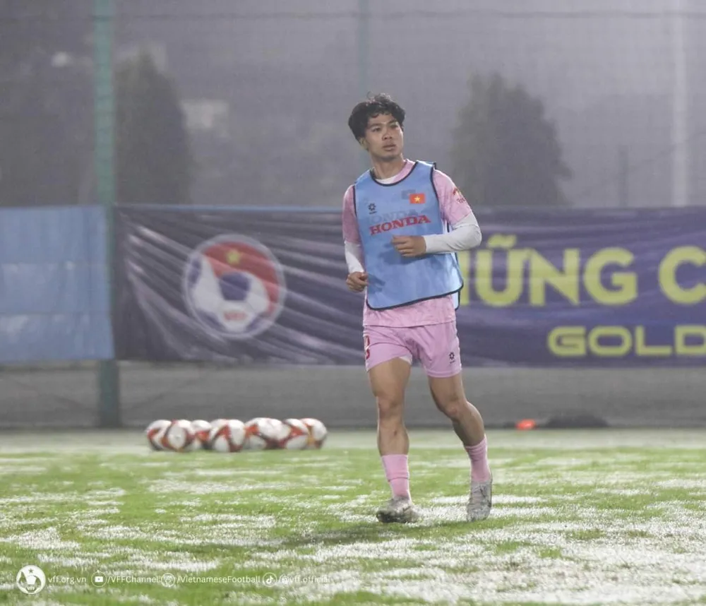 Nguyễn Công Phượng chấn thương trước khi HLV Troussier gút danh sách đi Indonesia. 