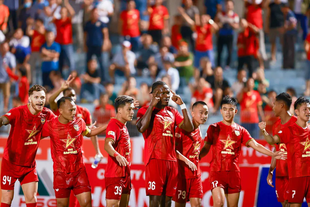 Niềm vui của các cầu thủ Hà Tĩnh khi giành chiến thắng ở trận ra quân V-League 2024-2025. 