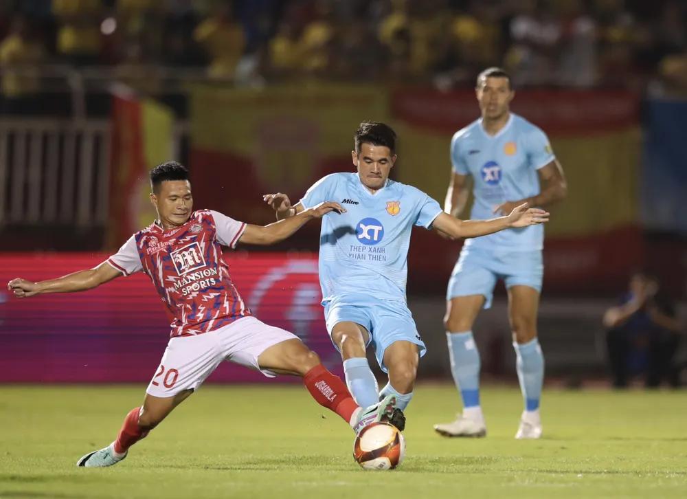 Cả CLB TPHCM lẫn Nam Định đều quyết tâm giành chiến thắng tại vòng 7. 