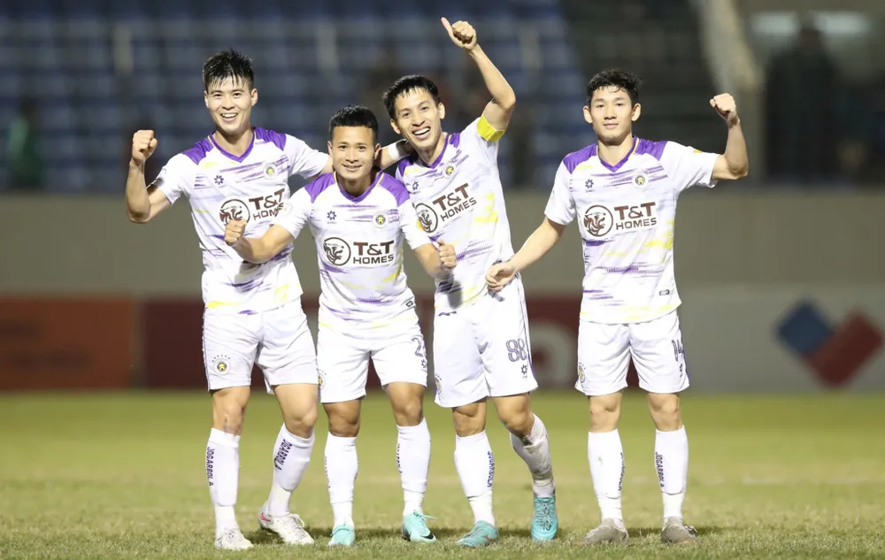 Hà Nội FC đã tìm lại công thức chiến thắng sau chuỗi 2 trận hòa và thua trên mọi đấu trường. 