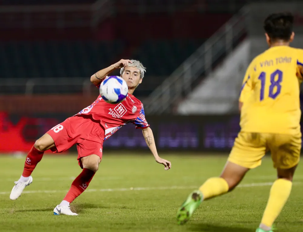 CLB TPHCM tự tin hành quân đến sân Tam Kỳ của Quảng Nam. 