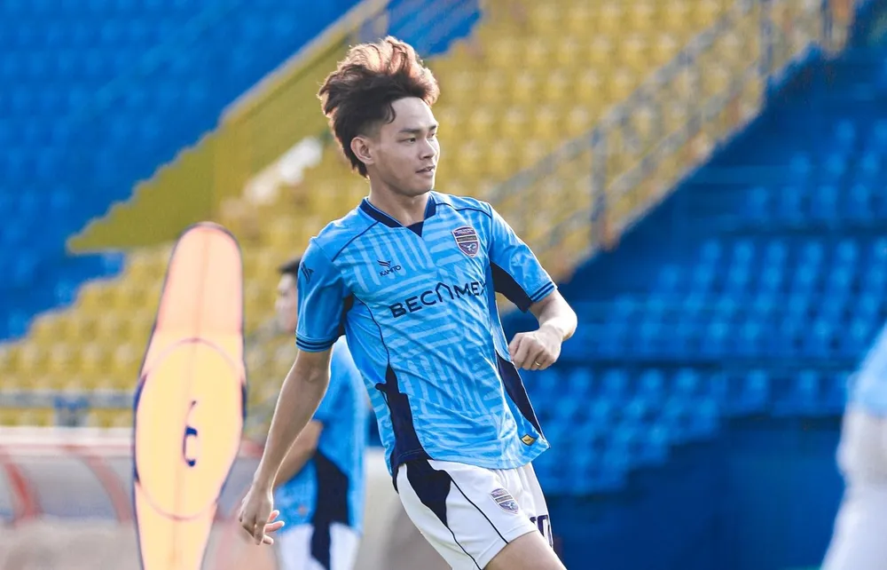 Bùi Vĩ Hào dính chấn thương, để ngỏ khả năng ra sân khi V-League 2024-2025 trở lại. ẢNH: ANH TÚ 