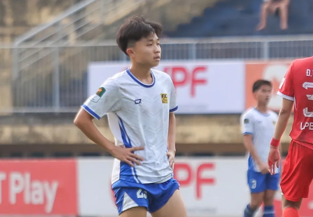 "Ông vua hạng Nhất" Huế đứng trước nguy cơ rớt xuống Giải hạng Nhì mùa tới. ẢNH: KIM PHỤNG 