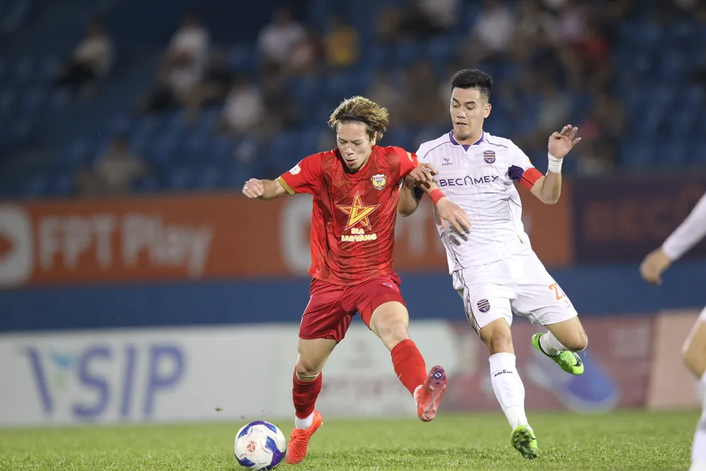 Tiến Linh cùng Bình Dương có chuyến làm khách dự báo đầy khó khăn tại Hà Tĩnh. 