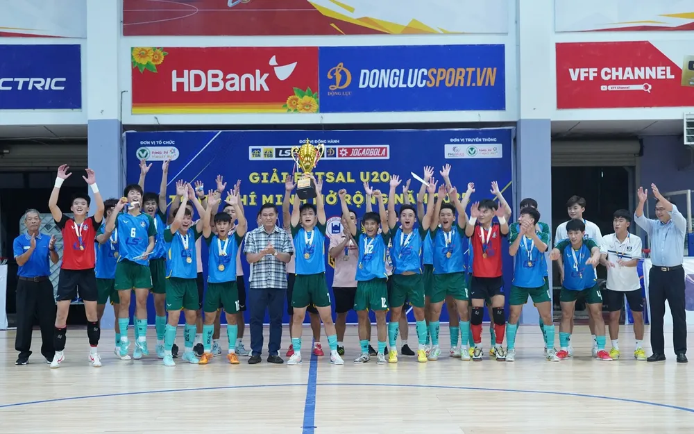 U20 Thái Sơn Nam TPHCM đăng quang tại Giải Futsal U20 TPHCM mở rộng 2025 đầy thuyết phục. ẢNH: TÂM HÀ