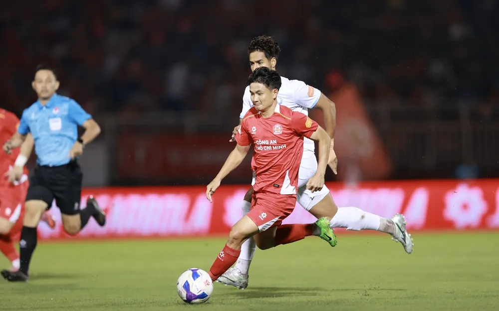 Đội Công an TPHCM có trận hòa được xem thành công trước Nam Định. ẢNH: DŨNG PHƯƠNG