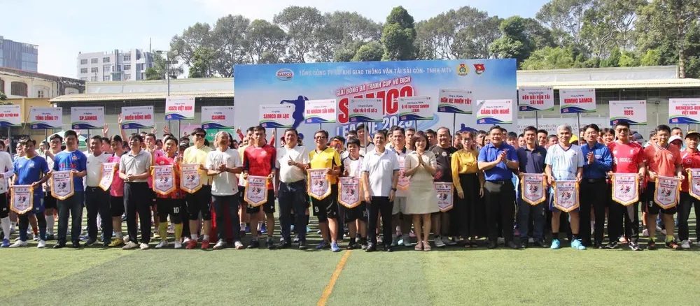 Lễ khai mạc SAMCO League 2025 diễn ra trong bầu không khí trang trọng. ẢNH: TÂM HÀ