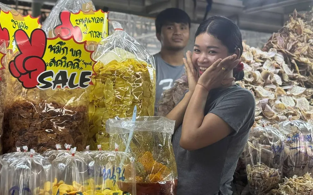 Người dân Chonburi thân thiện, hiếu khách. ẢNH: HỮU THÀNH 