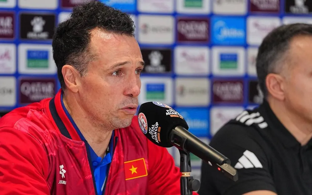 ĐT Việt Nam ra qu&acirc;n ở giải ch&acirc;u &Aacute;, HLV Diego Giustozzi tuy&ecirc;n bố cứng về lộ tr&igrave;nh gi&agrave;nh v&eacute; World Cup