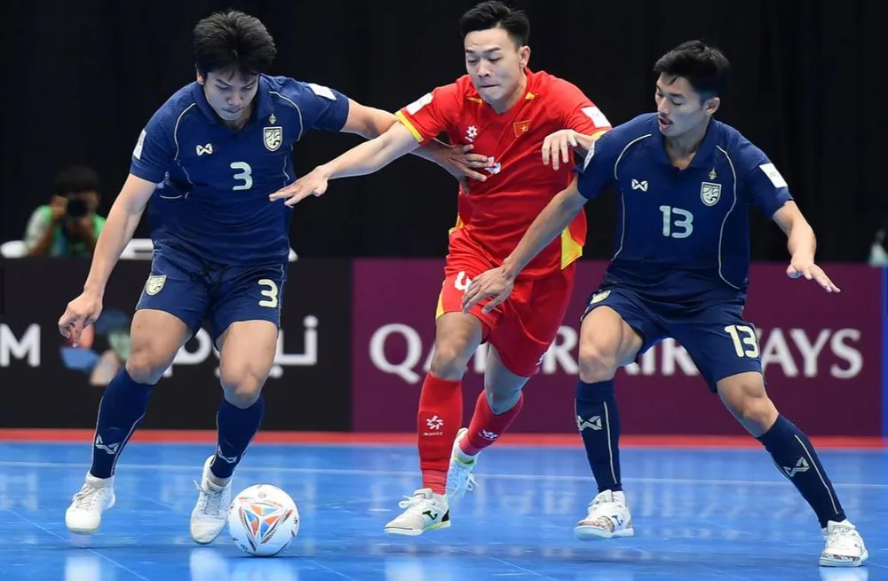 Đội tuyển futsal Việt Nam gây ra nhiều khó khăn cho Thái Lan. ẢNH: AFC 