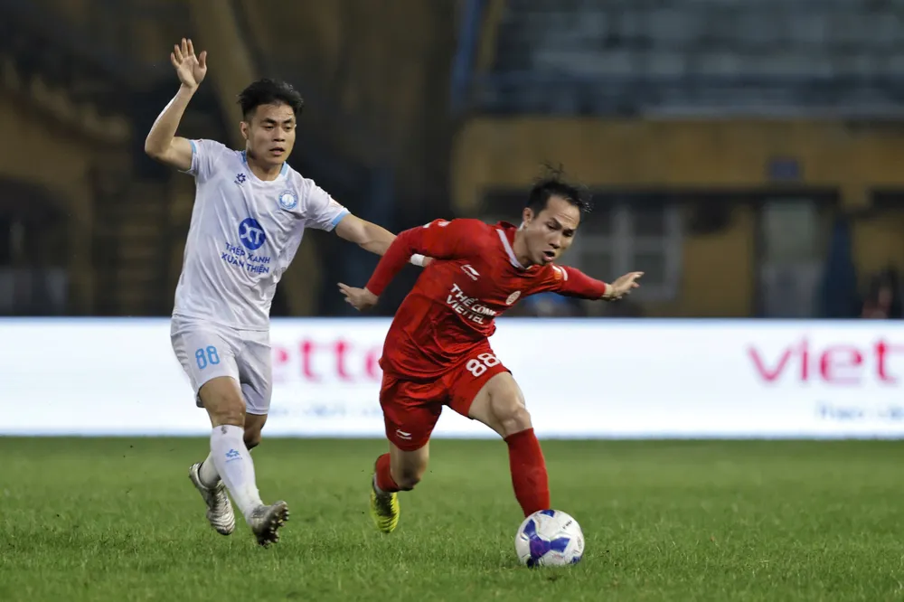 Nam Định vs Viettel FC.jpg