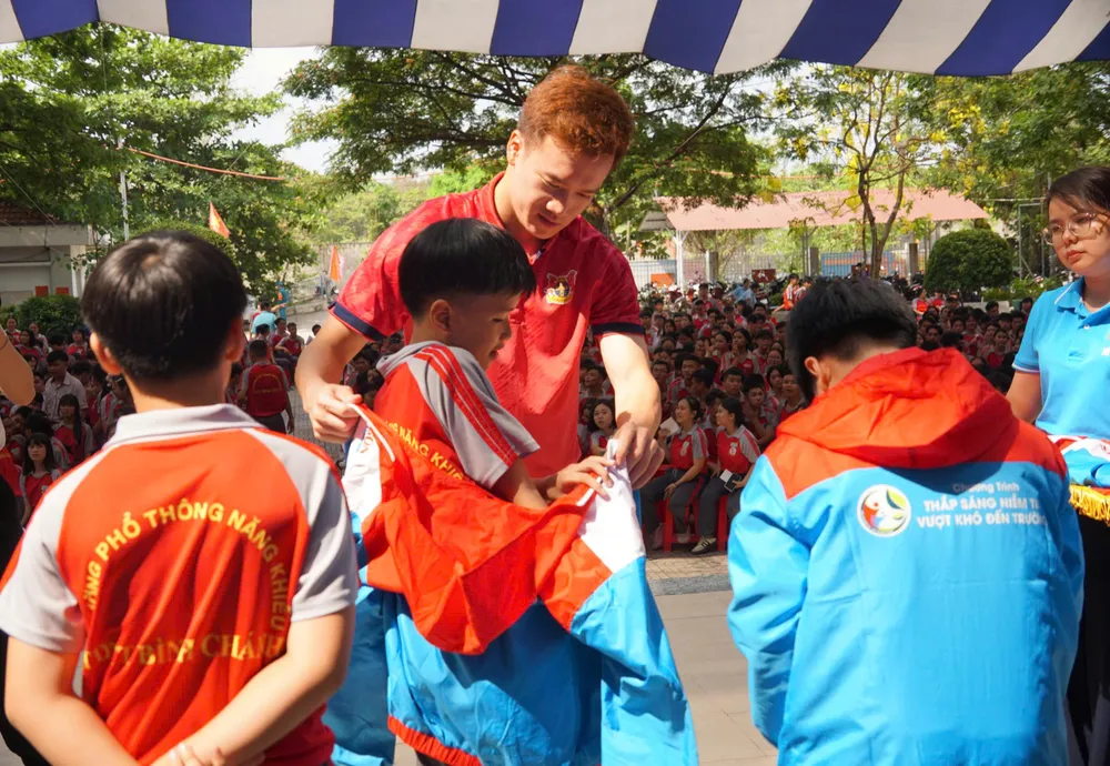 330a8044ec186d463409 (1).jpg