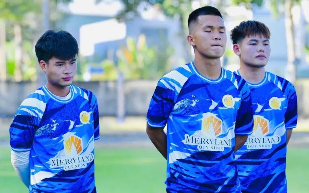 Quy Nhơn United xa dần tấm vé thăng hạng V-League khi để thua CLB TPHCM
