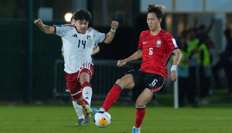 U17 Hàn Quốc (áo đỏ) chỉ có được kết quả hoà trước U17 UAE. ẢNH: AFC 