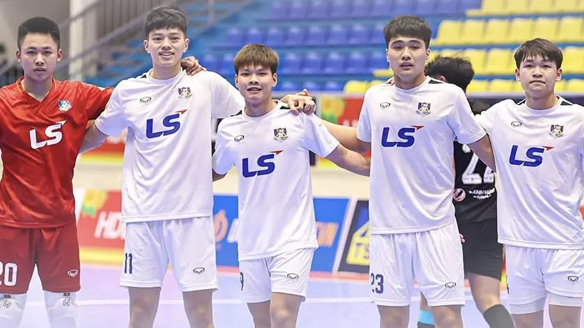 Các cầu thủ futsal Thái Sơn Bắc tạm dẫn đầu sau vòng 2 Giải futsal VĐQG 2026. ẢNH: TÂM HÀ