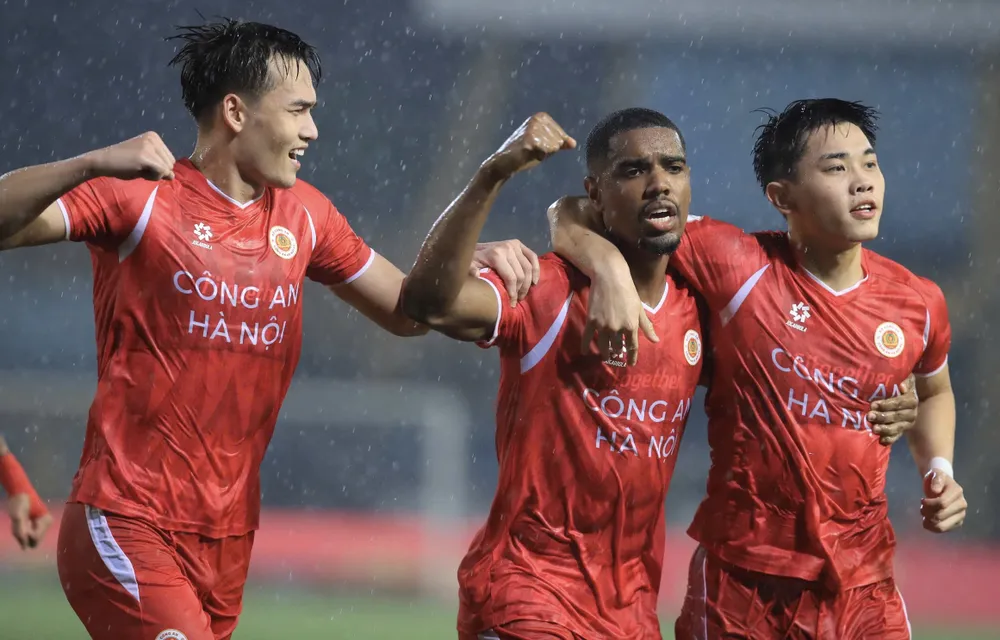 CAHN chính thức vô địch V-League 2025-2026. ẢNH: MINH HOÀNG