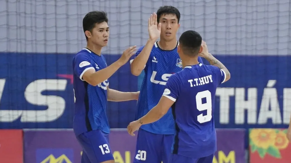 Niềm vui của các cầu thủ Thái Sơn Nam TPHCM. ẢNH: QUỐC KHANH