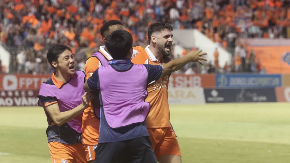 Đà Nẵng hoàn thành mục tiêu trụ hạng V-League 2025-2026. ẢNH: PHI HẢI 
