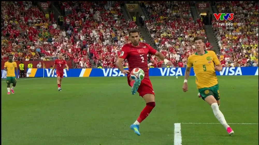 Các cầu thủ Thổ Nhĩ Kỳ thất bại trong ngày trở lại World Cup sau 24 năm. ẢNH: VTV 
