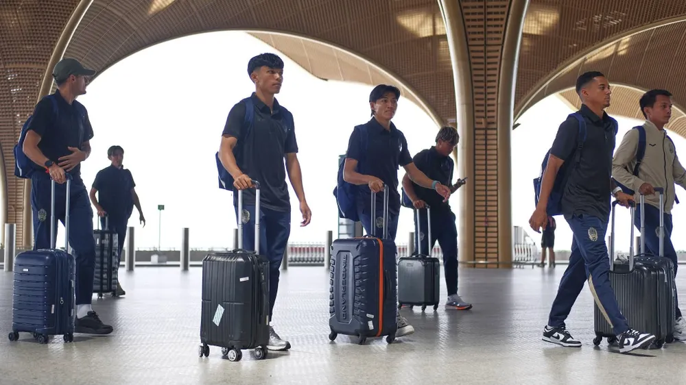Các cầu thủ Campuchia đã có mặt tại Hà Nội chuẩn bị cho lượt trận cuối bảng A thuộc ASEAN Cup 2026. ẢNH: CFF. 