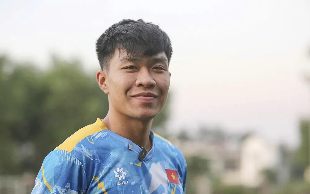 Trung vệ Phạm Lý Đức tự tin trước cuộc tái đấu với U23 Philippines. ẢNH: NHẬT ĐOÀN