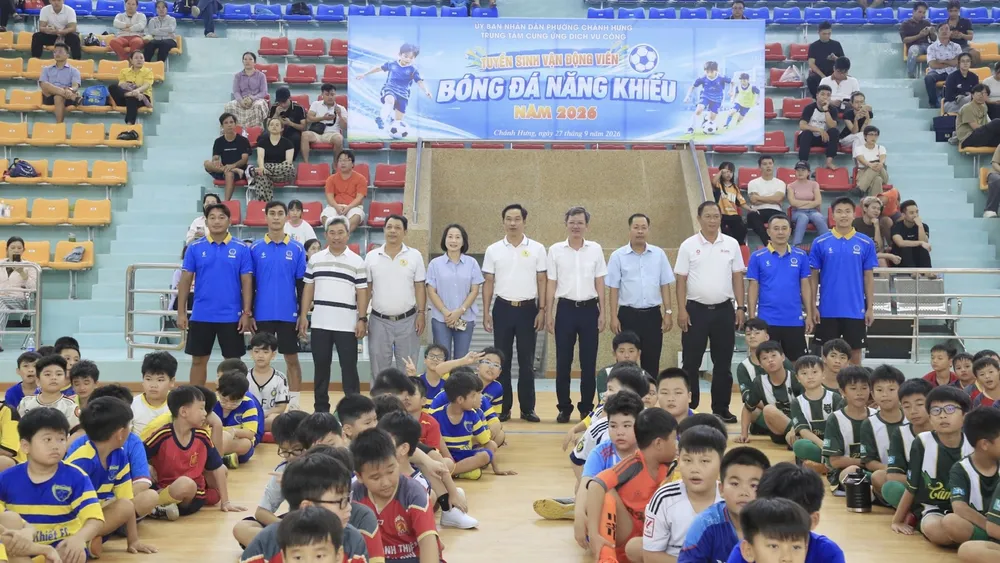 Phường Chánh Hưng chung sức tìm kiếm tài năng cho bóng đá TPHCM. ẢNH: TÂM HÀ 