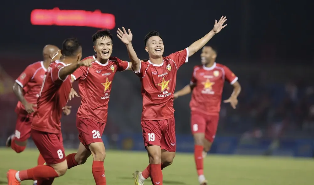 Niềm vui chiến thắng của các cầu thủ Hà Tĩnh. ẢNH: HLHT FC