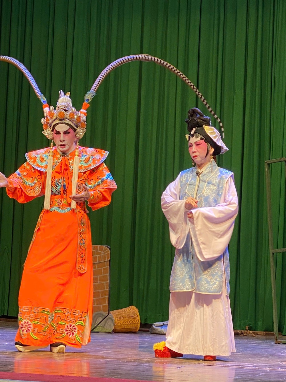 《井边会》节目。