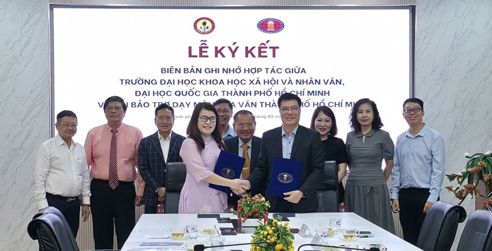 胡志明市人文与社会科学大学与胡志明市华文教育辅助会举行合作备忘录（MOU）签署仪式。