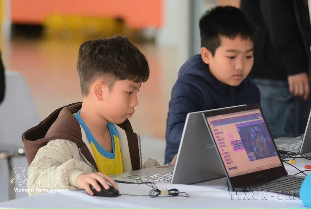 附图。