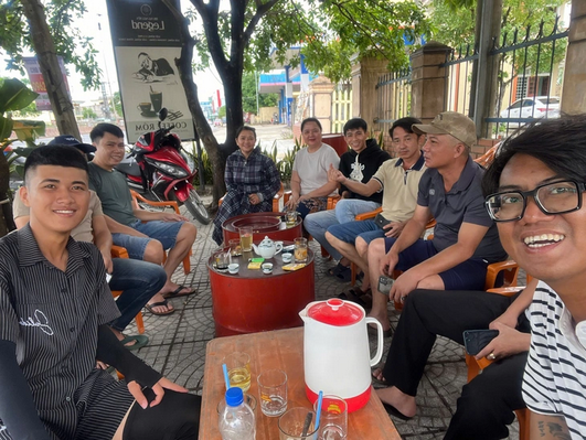 Screenshot 2025-08-13 at 11-24-10 Hai bạn trẻ đi bộ xuyên Việt từ TP.HCM ra Hà Nội mừng Quốc khánh 2-9 - Tuổi Trẻ Online.png