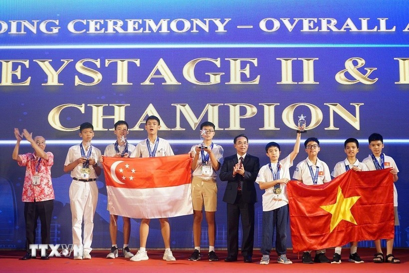 越南队与新加坡队共同夺得团体总冠军。